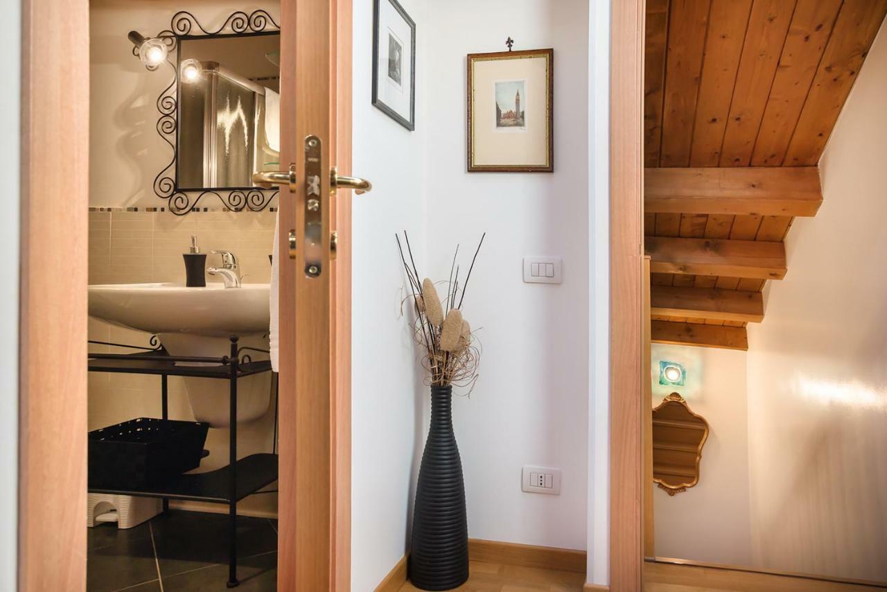 Duplex At The Entrance To Venice 2 Bathroom And Terrace Esterno foto